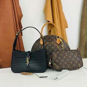 Meet your Posher, Luisa